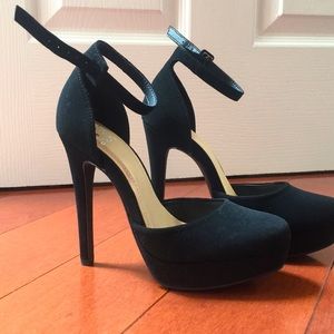 Brand New In Box Black Platform Maryjanes